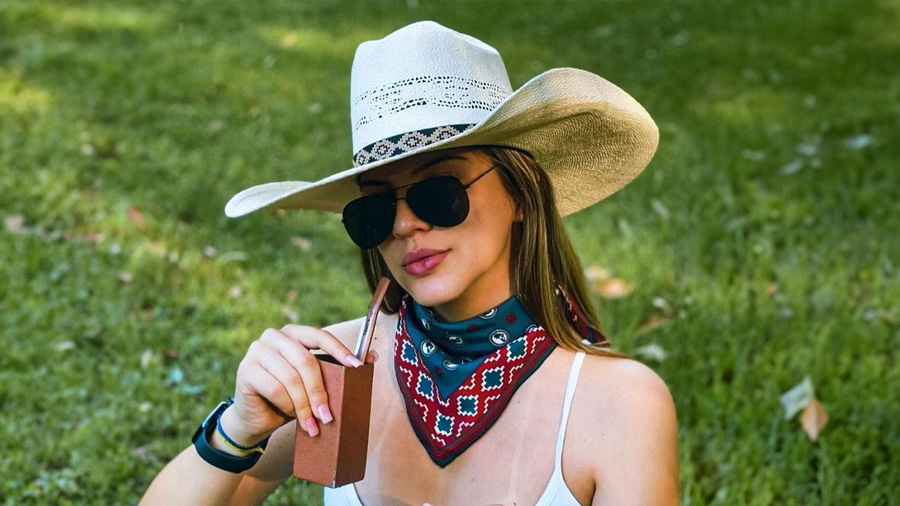 Que tipos de chap&eacute;us de palha existem?